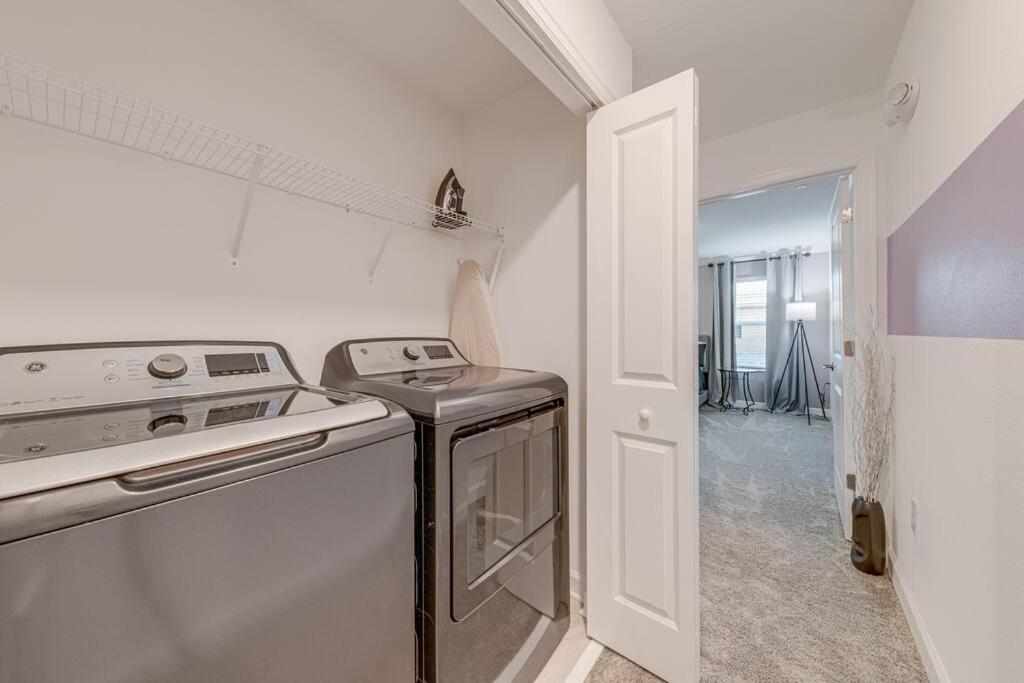 Newly Listed Townhouse Storey Lake, Free Waterpark Кіссіммі Екстер'єр фото